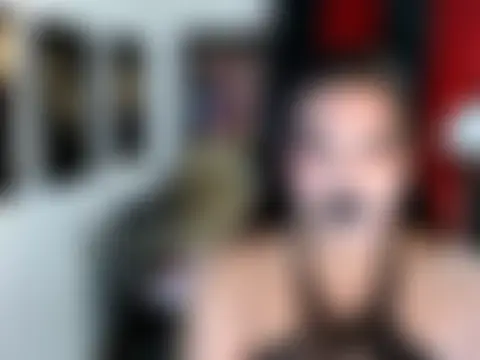 TSbrianaHugeCockn Live-seksikameraesitys