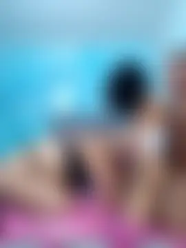 CurlyBitch's Live Sex Cam Show