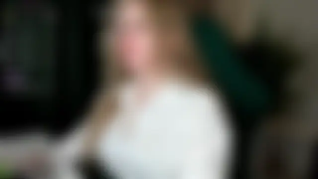Megan_Violer Adlı Modelin Canlı XXX Sohbeti