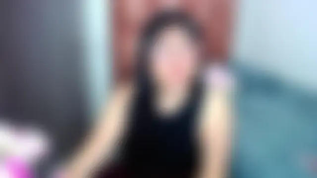 Nahia_Brm's Live Chat Room