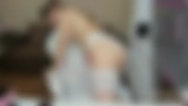 LittleCandy18's Webcam Show