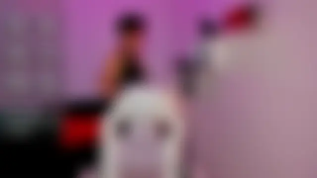 Trinityy__ Webcam-Show