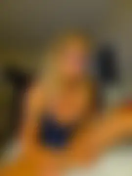 HotWifeLyn68 Pertunjukan Webcam