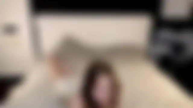 UlaSaiki webkamerás műsora