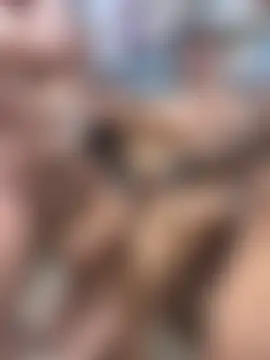 kandalove: διαδικτυακό σόου στην κάμερα