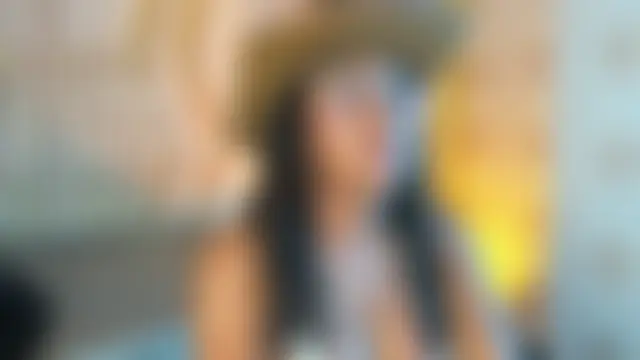 غرفة دردشة Qeen_blackk المباشرة