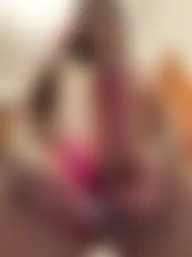 Pokazy przed kamerką – missdirtyhot_