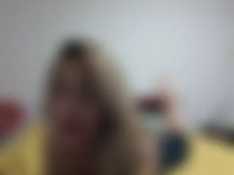 ZenyShy webkamerás műsora