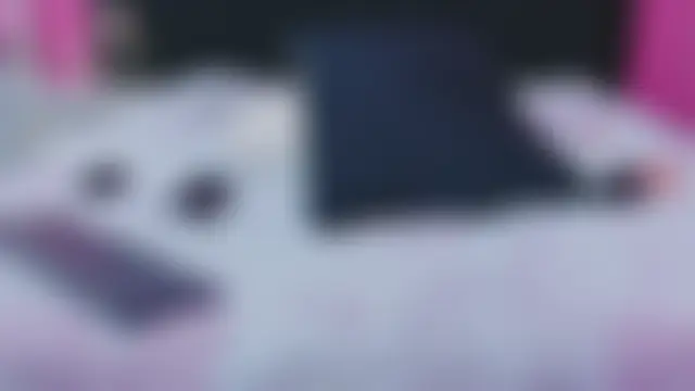 Živá chatovací místnost EbonyCoWorker