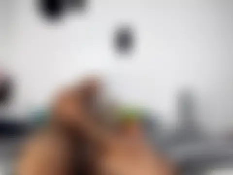 Mia-Victory webkamerás műsora