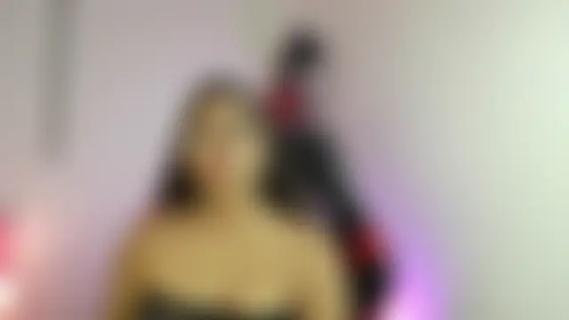 Megaan_Greey Live Chatraum