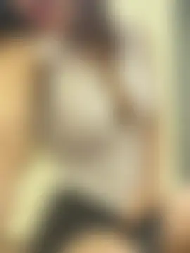 Pertunjukan Kamera Web Sury-babi