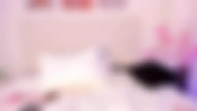 trixxie_18: вебкам-шоу
