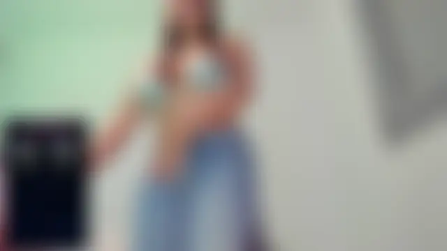 Show modela sexual__queen na web-kameri