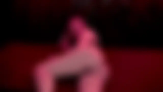 DramaQuenns Show in webcam