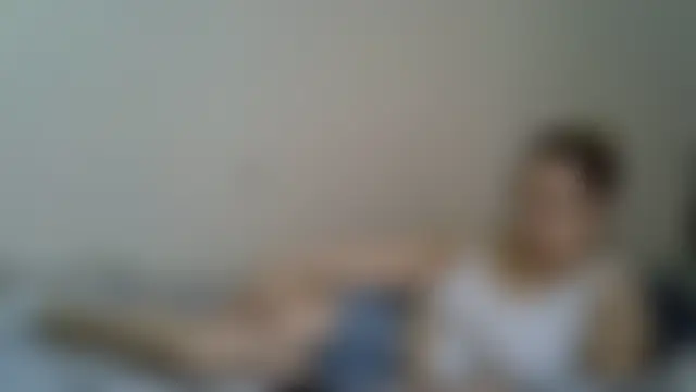 Helly_nancin Webbikameraesitys