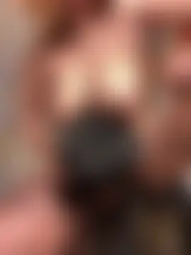 Pertunjukan Kamera Web AICoUpLE