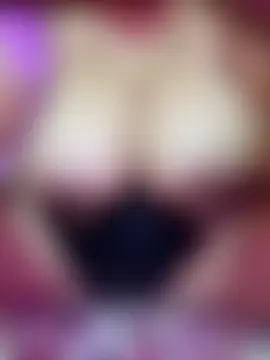 lona_sexi: διαδικτυακό σόου στην κάμερα