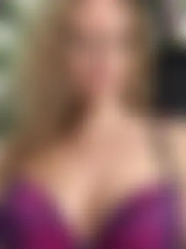 AnnikaRose's Live XXX Chat