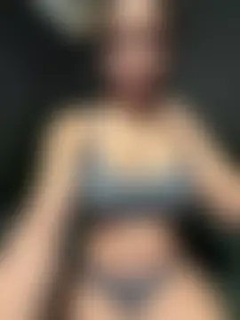 Rakiyahcharms webcam show