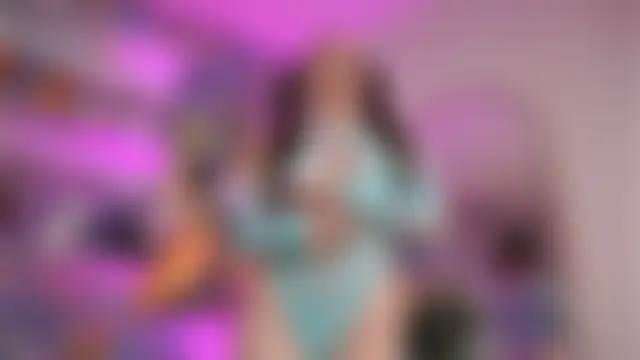 SelenneVoss Show in webcam