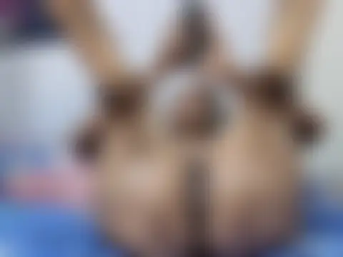 Pokazy przed seks kamerką na żywo – _Tinise