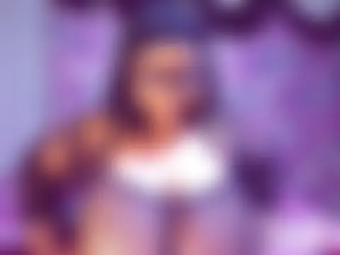 BustySavita live XXX chat