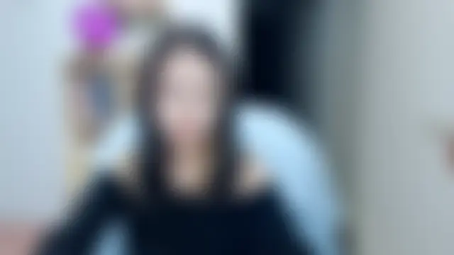 SuSushi728 Adlı Modelin Canlı XXX Sohbeti