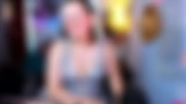 HunnyyLove webkamerás műsora