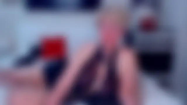 urlovelyneighbour Show in webcam