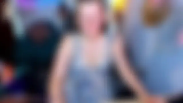 HunnyyLove Pertunjukan Webcam