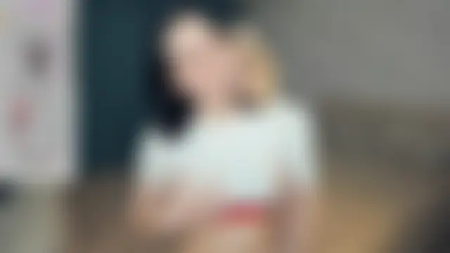 KarinStfleur Show in webcam