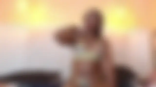 TINNATAYLOR Show Webcam