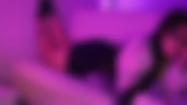 Gloomydoll's Live Chat Room