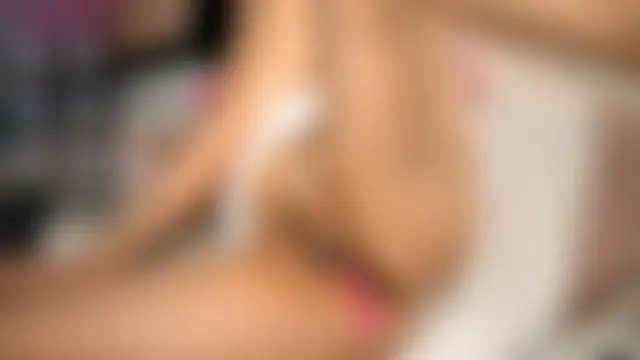 Show modela ClassyKatyy na web-kameri