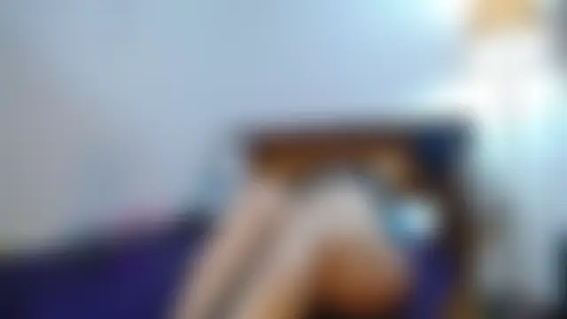 Pertunjukan Kamera Web maryoriegil1