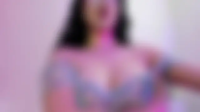 Violetaa_diazz élő XXX-chatje
