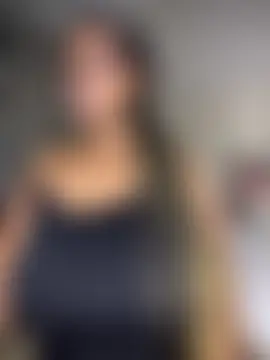 Pokazy przed kamerką – Bustygoddess32