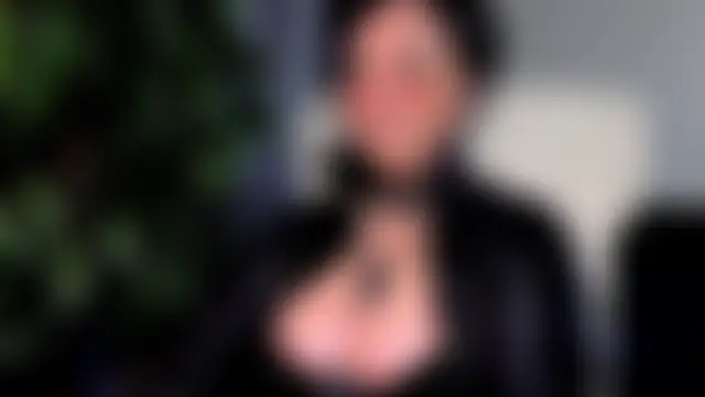 Вебкам-шоу QueenOfUrKink