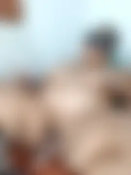 Lucky-hot-girls ওয়েবক্যাম শো