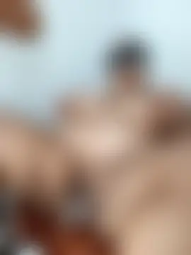Lucky-hot-girls – webcam-show