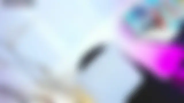 MargaretQualley: διαδικτυακό σόου στην κάμερα