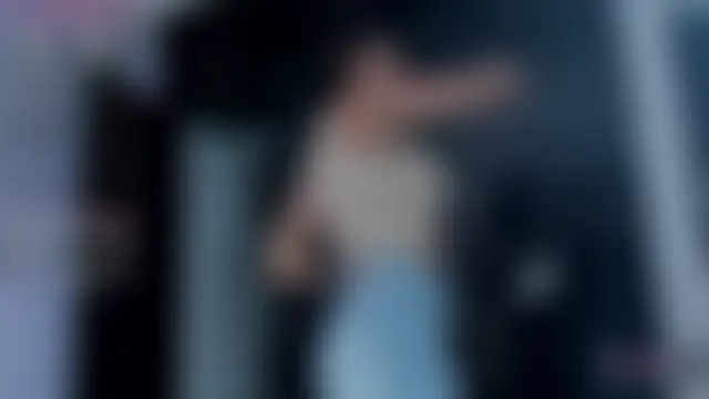 LuciaMoretti_ Ruang Obrolan Langsung