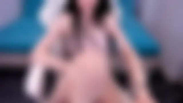 SugarBunny18 élő szexkamerás műsora