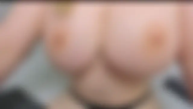 Živá chatovací místnost boobies4fun