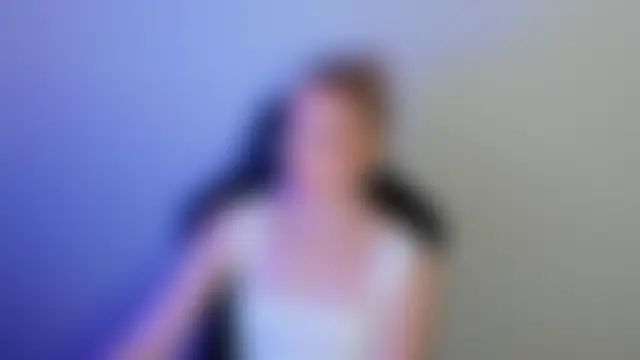 Chat XXX en directo de ElaraVoltage