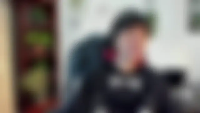 coby_cum: απευθείας σέξι σόου στην κάμερα