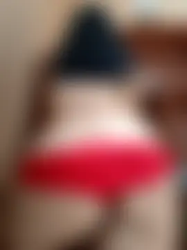 Ally-cutee Show in webcam