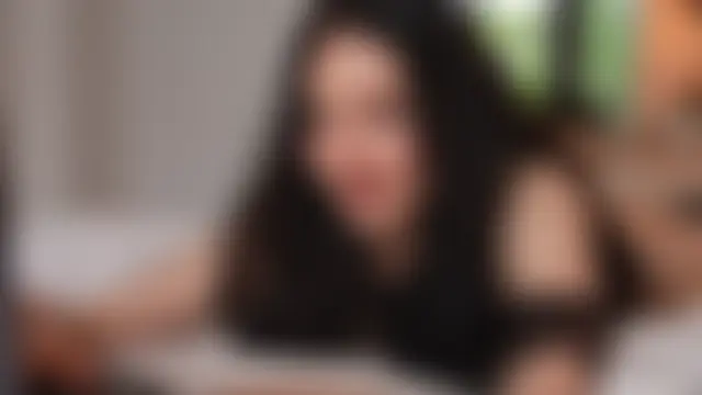 ibiddi Adlı Modelin Canlı Sohbet Odası
