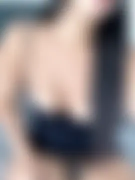 Bruna_Sousa's Live Chat Room